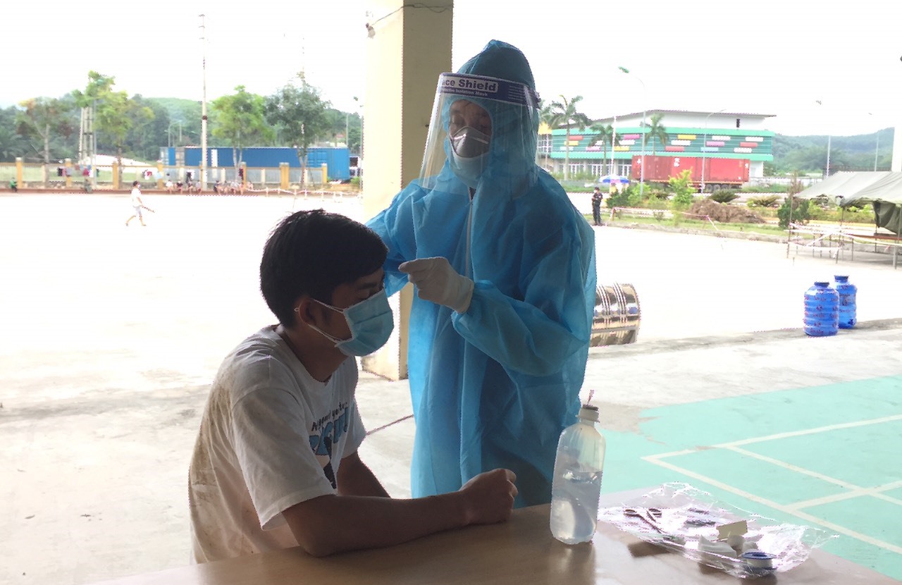 Dương Việt Bằng: Người Chủ tịch Công đoàn trên tuyến đầu chống dịch Covid - 19