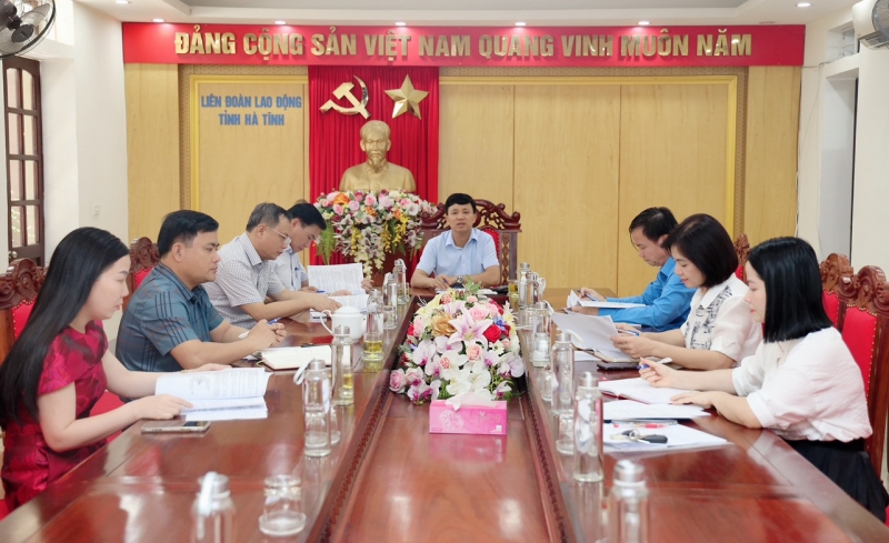 Chuẩn bị tốt nhất các điều kiện để tổ chức thành công Liên hoan Tiếng hát CNVCLĐ cấp tỉnh, năm 2024