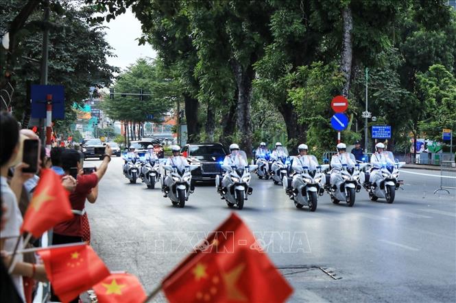 Tổng Bí thư Nguyễn Phú Trọng chủ trì Lễ đón chính thức Tổng Bí thư, Chủ tịch nước Trung Quốc Tập Cận Bình