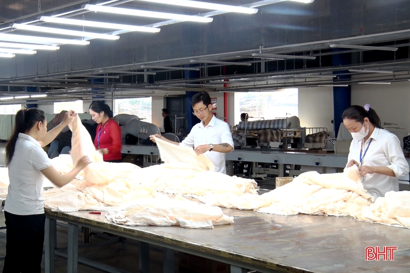 Người lao động Hà Tĩnh đúng hẹn sau tết
