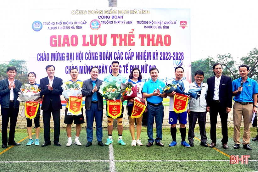 Thầy giáo Hà Tĩnh tâm huyết với hoạt động công đoàn