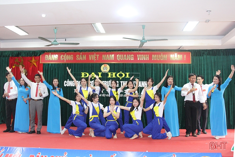Thầy giáo Hà Tĩnh tâm huyết với hoạt động công đoàn