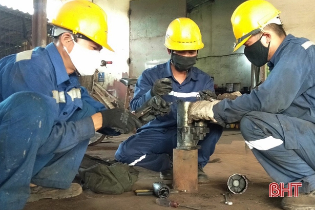 Những người thợ Hà Tĩnh thời 4.0