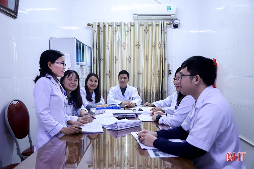 Nữ điều dưỡng giỏi việc nước, đảm việc nhà