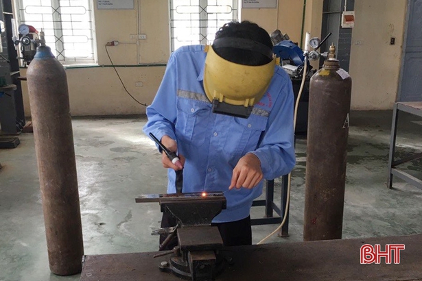 Sinh viên trường nghề Hà Tĩnh giành giải thưởng ý tưởng khởi nghiệp quốc gia